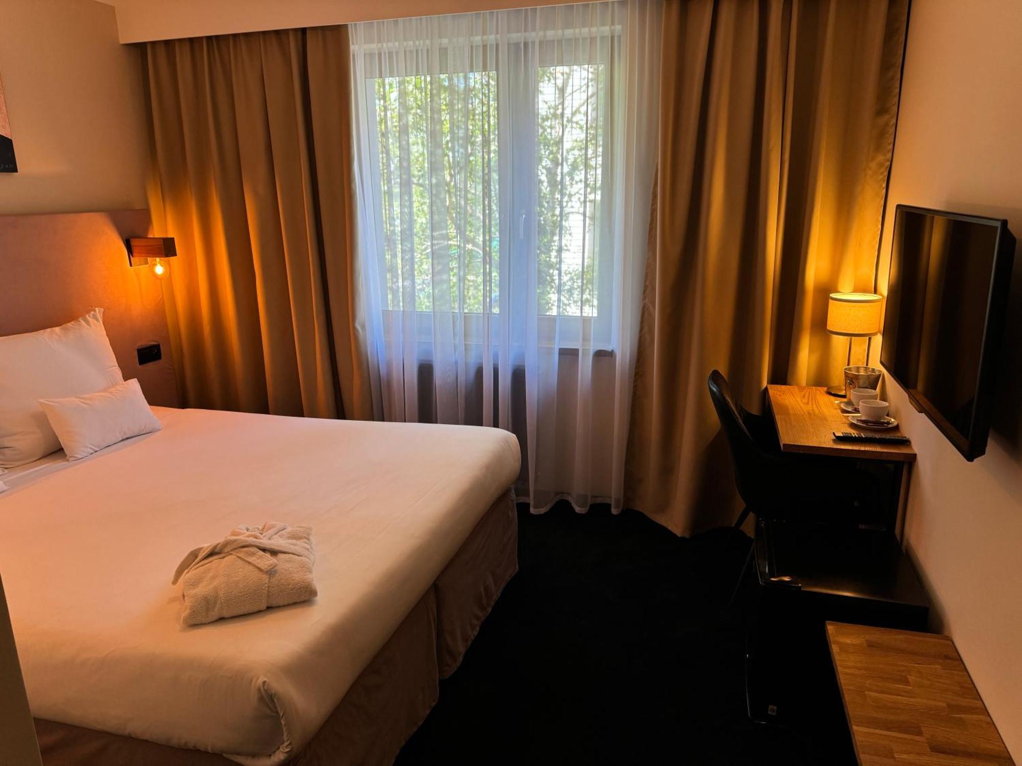 Amber Blue Wellness & Spa (Adults Only) Karwia Bagian luar foto