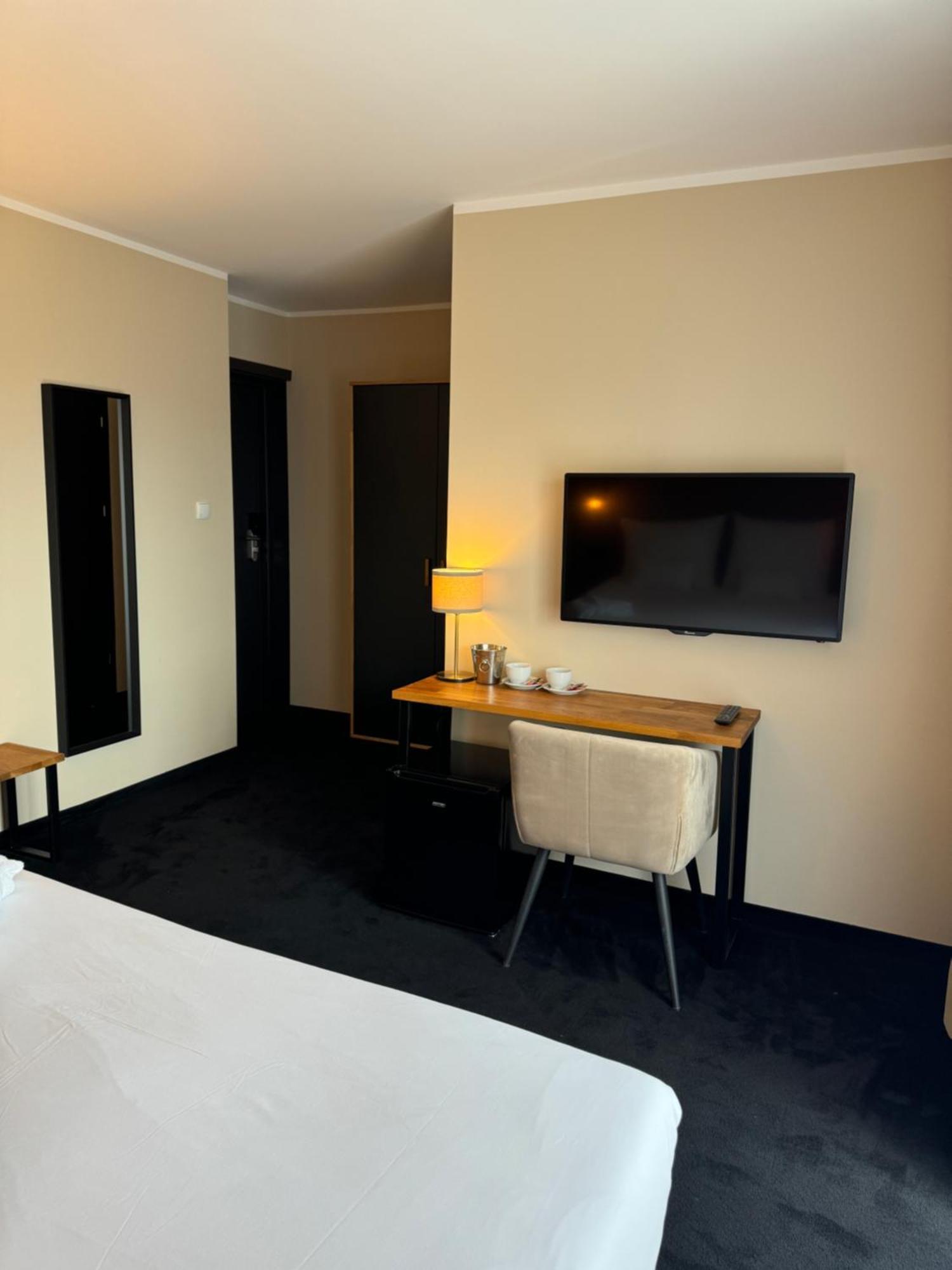 Amber Blue Wellness & Spa (Adults Only) Karwia Bagian luar foto